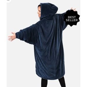 The Comfy Original wearable blanket blue nwt